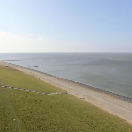 Vintage Holiday In Near Seabeach Huisduinen