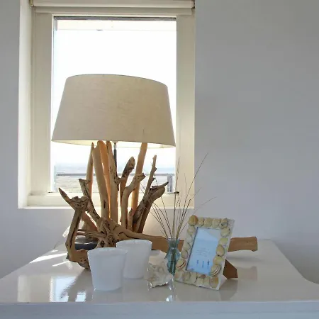 Holiday home Vintage Holiday In Near Seabeach Huisduinen